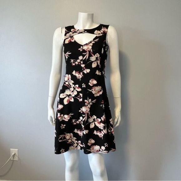 Lilly Morgan floral print fit and flare summer spring dress size small - Picture 2 of 10